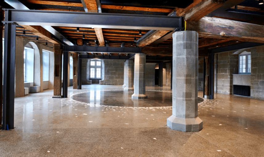 Rez de chaussée : salle des pas perdus © SBC Alain Kilar